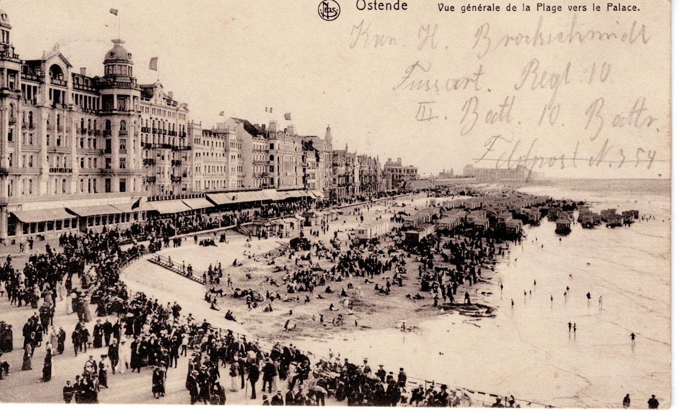 Ostende – Vue générale de la Plage vers le Palace.