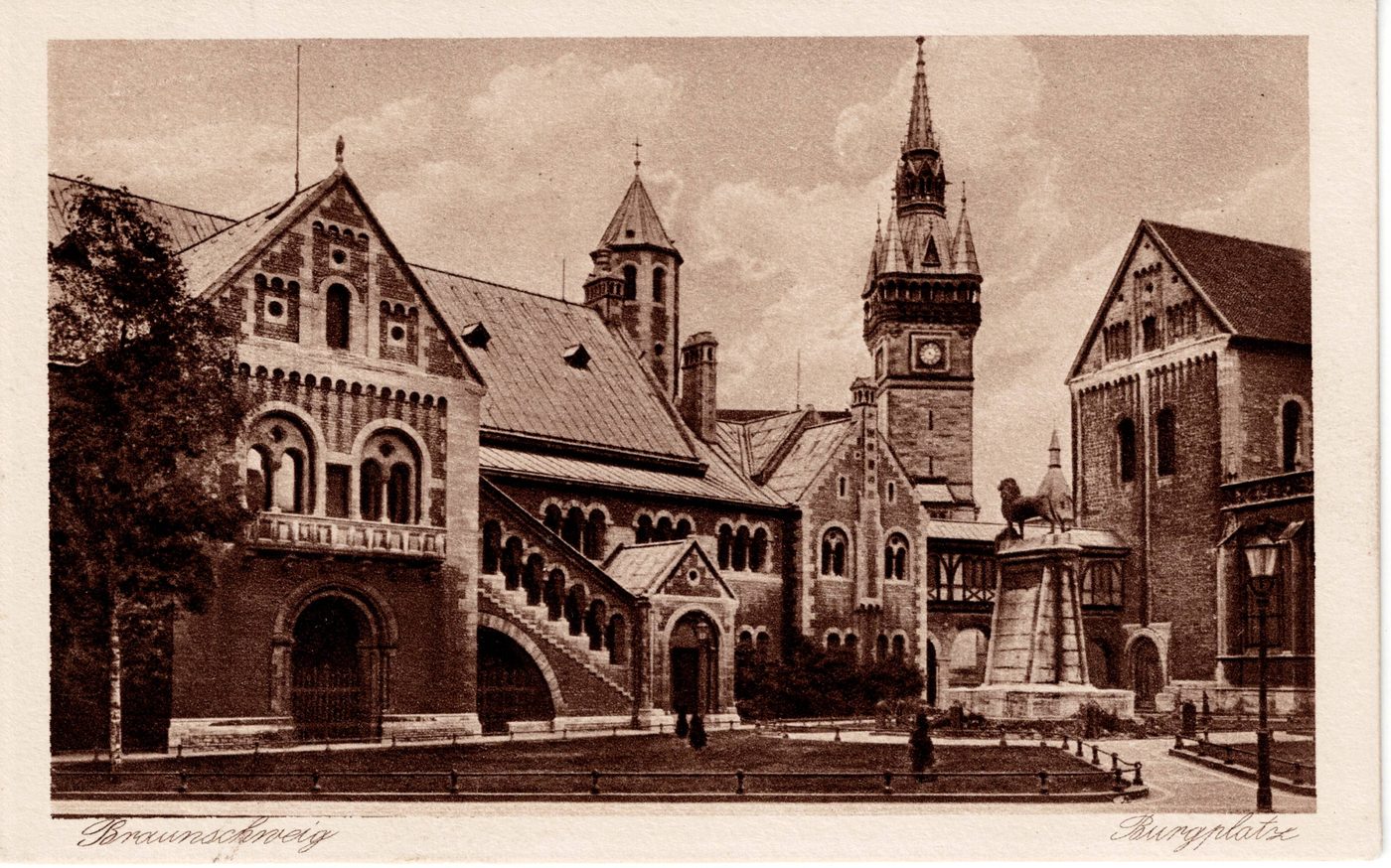 Braunschweig. Burgplatz