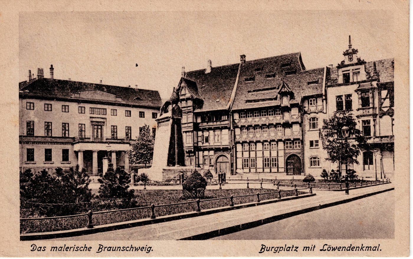 Das malerische Braunschweig. - Burgplatz mit Loewendenkmal.