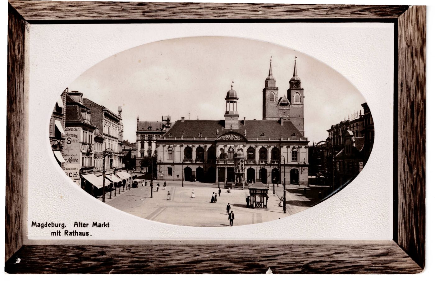 Magdeburg. Alter Markt mit Rathaus.